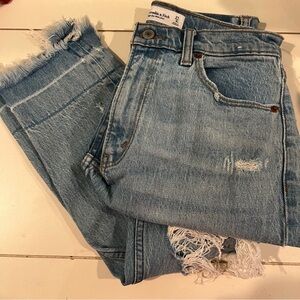 abercrombie high rise mom jeans